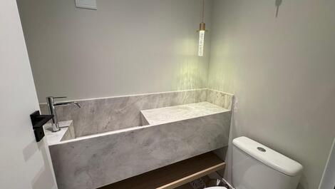 Excellent new apartment 100 meters from the beach with waves in Canto Grande.