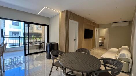 Excellent new apartment 100 meters from the beach with waves in Canto Grande.