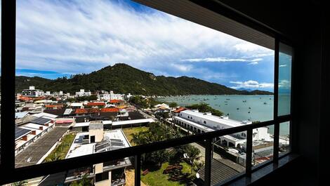 Beautiful Penthouse with Ocean View in Canto Grande