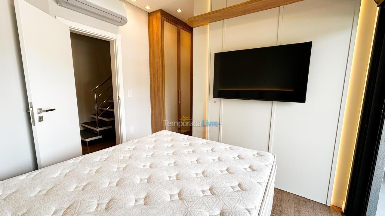 Apartment for vacation rental in Bombinhas (Canto Grande)