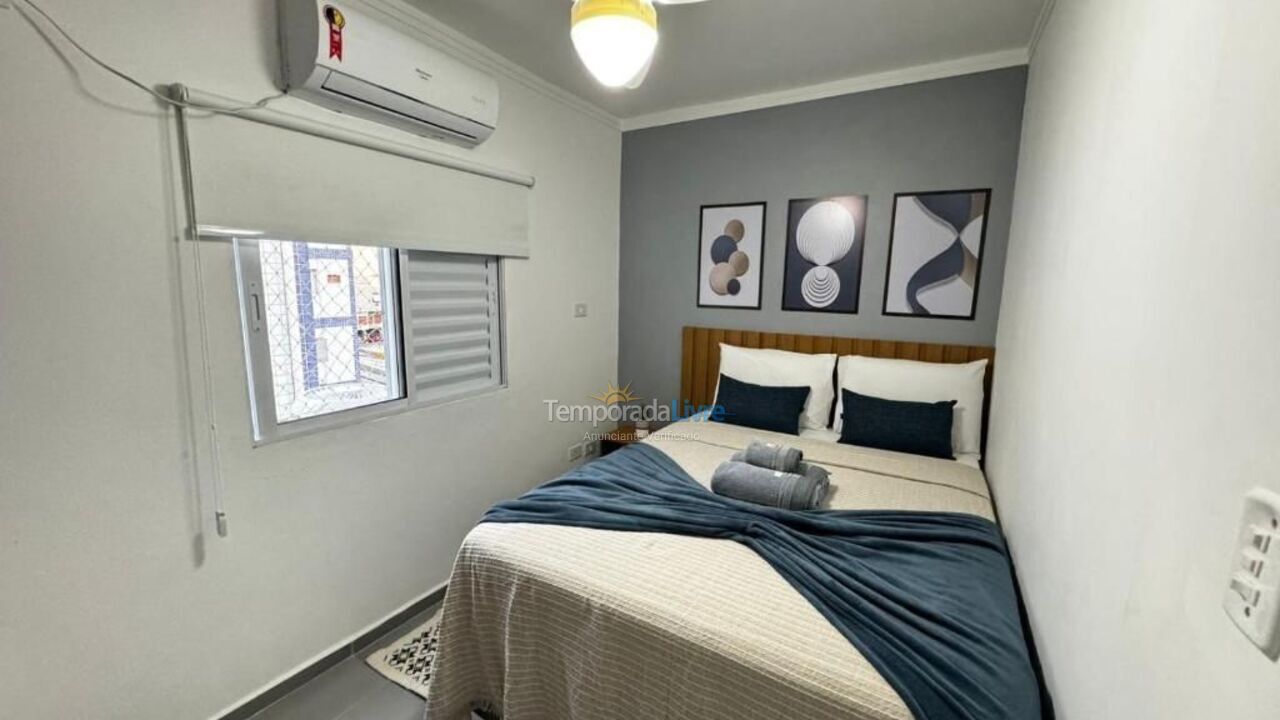 Apartamento para aluguel de temporada em Santos (Aparecida)