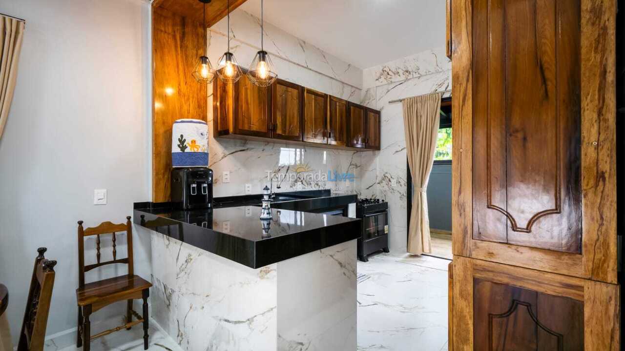 Casa para alquiler de vacaciones em Bombinhas (Praia de Zimbros)