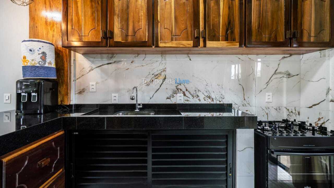 Casa para alquiler de vacaciones em Bombinhas (Praia de Zimbros)