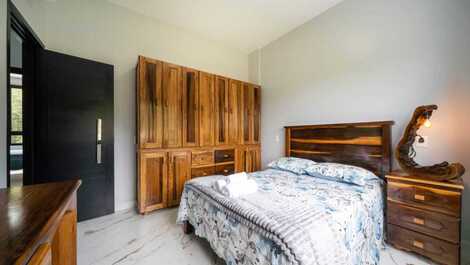 Hermosa casa en la Costa del Enebro