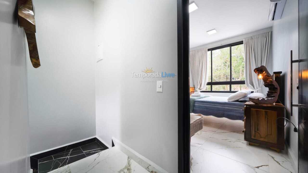 Casa para alquiler de vacaciones em Bombinhas (Praia de Zimbros)