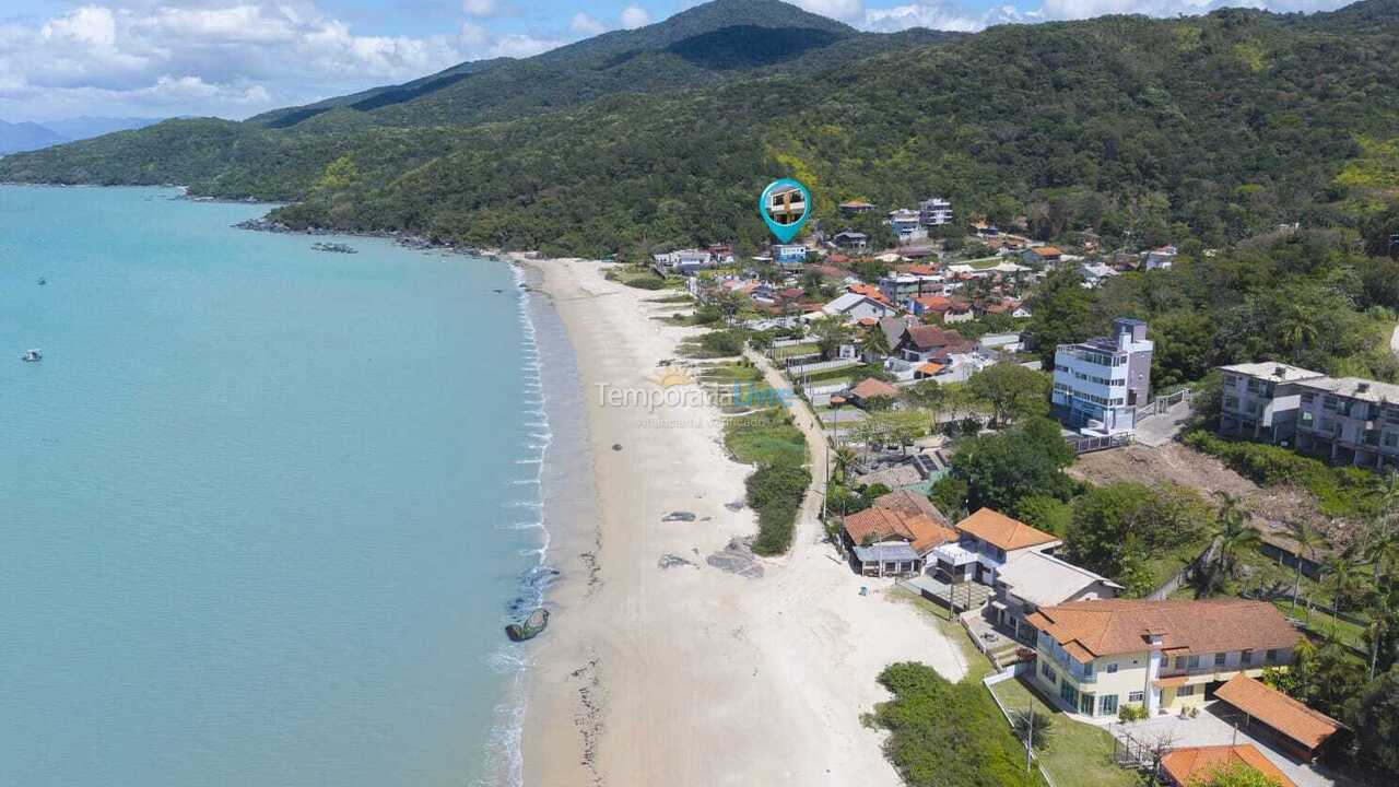 Casa para alquiler de vacaciones em Bombinhas (Praia de Zimbros)