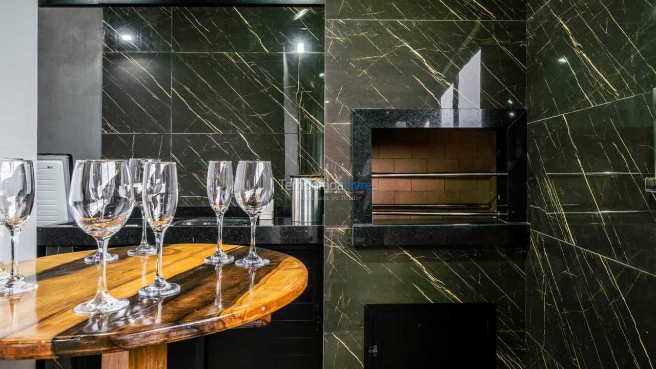 Casa para alquiler de vacaciones em Bombinhas (Praia de Zimbros)