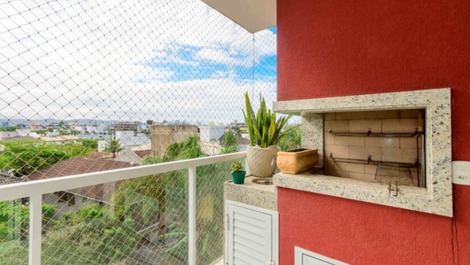 Apartment in Jurerê Tradicional, 500 meters from the beach.