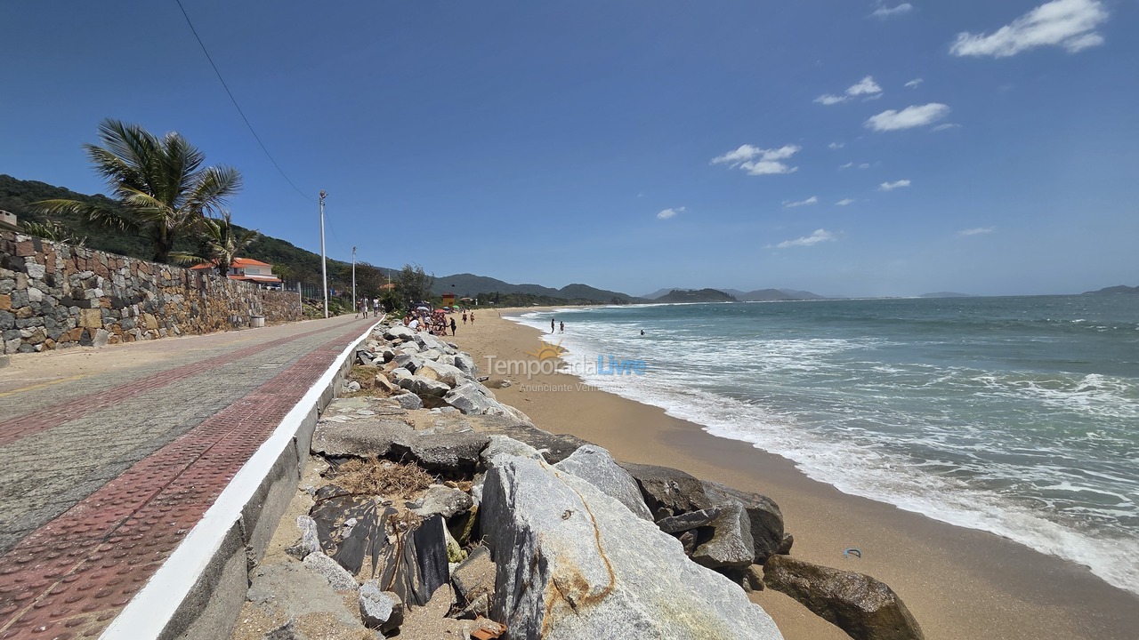Casa para alquiler de vacaciones em Florianópolis (Praia da Armação)