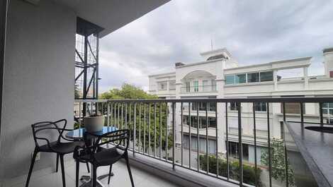 JURERÊ, 3 SUITES, A 200 METROS DE LA PLAYA