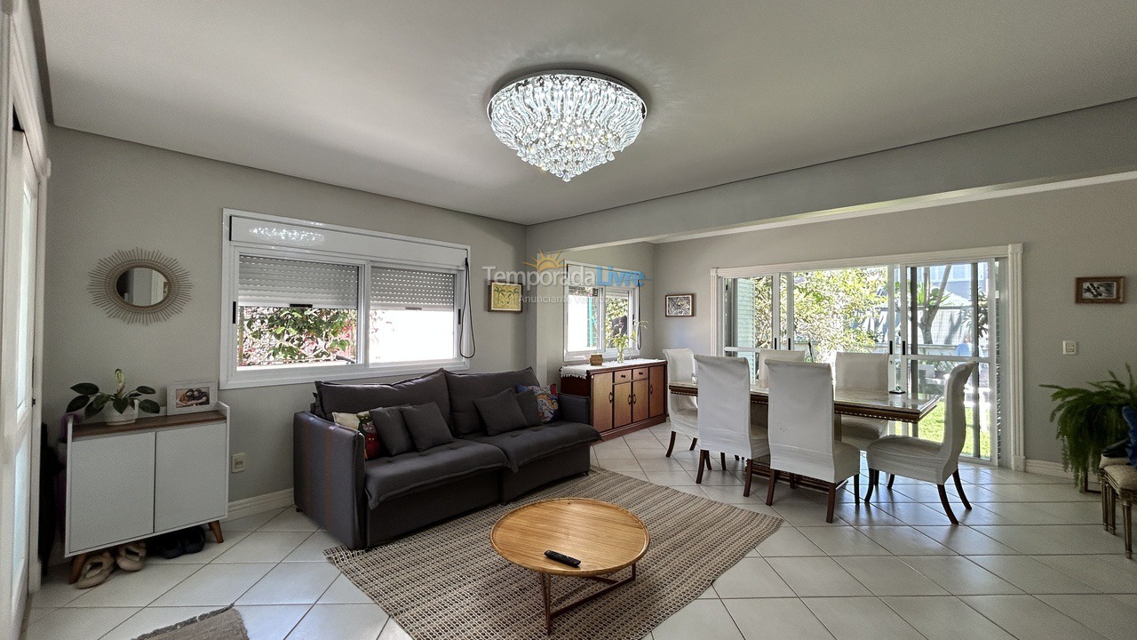 Casa para alquiler de vacaciones em Florianopolis (Jurerê)