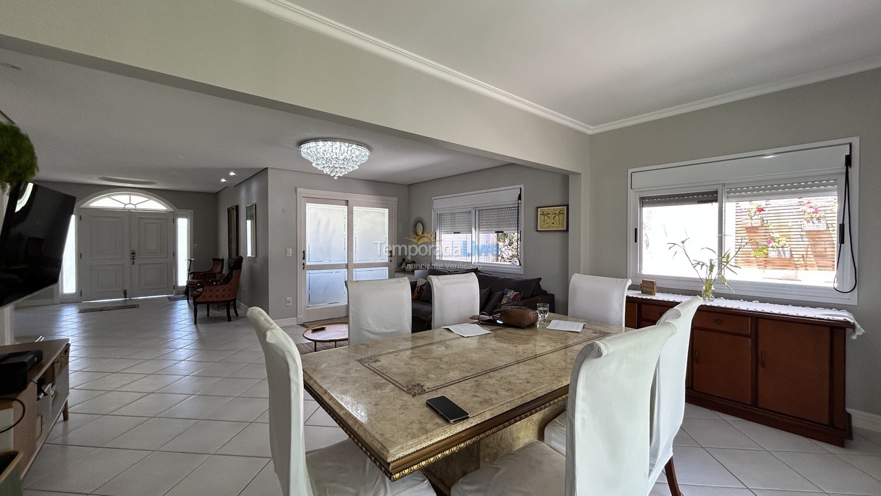 Casa para alquiler de vacaciones em Florianopolis (Jurerê)