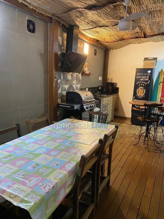 Casa para alquiler de vacaciones em São Sebastião (Camburi)