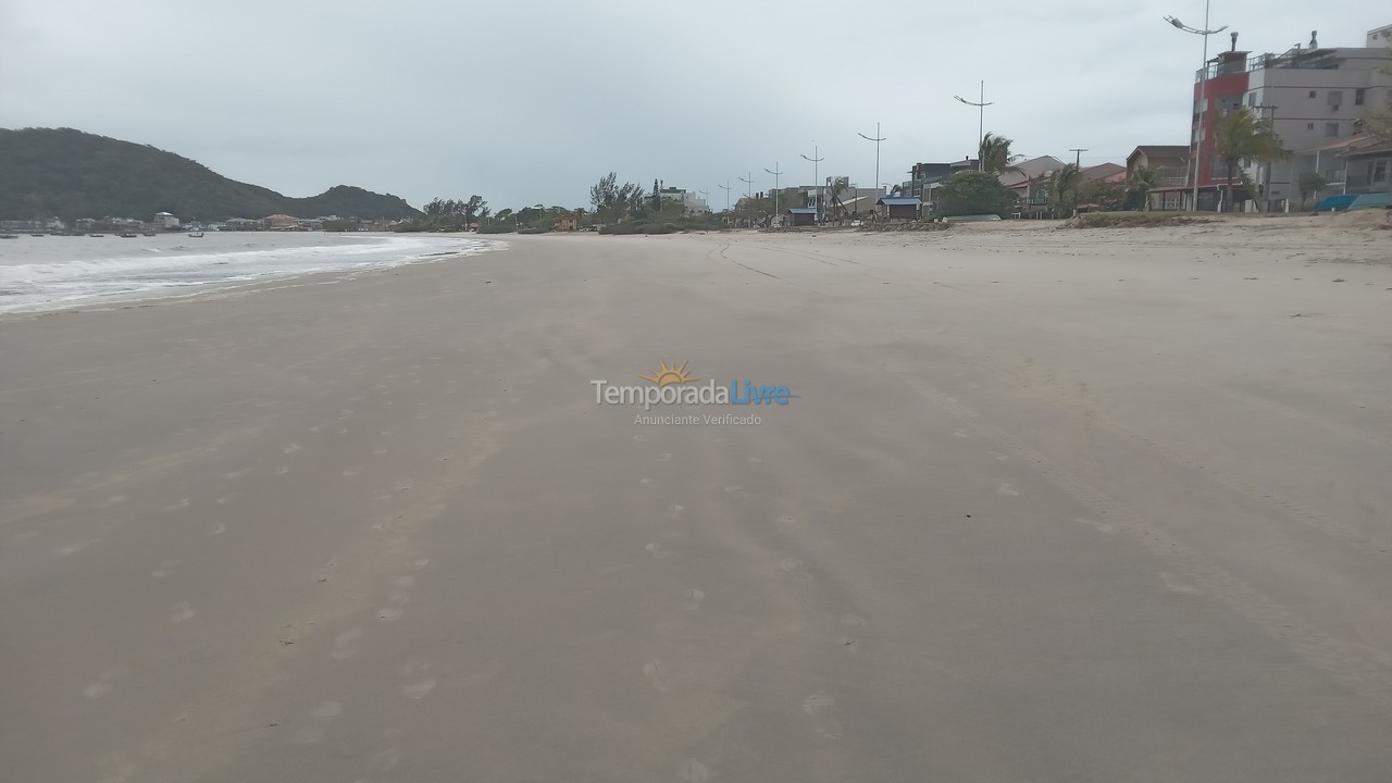 Casa para alquiler de vacaciones em São Francisco do Sul (Enseada)