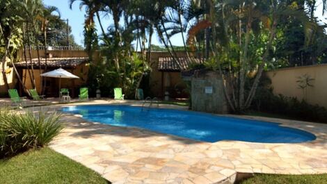 Excelente casa de condomínio disponível para locação!