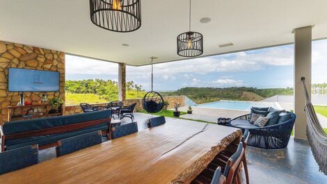 Mansão de Luxo em Condomínio no Caribe Brasileiro