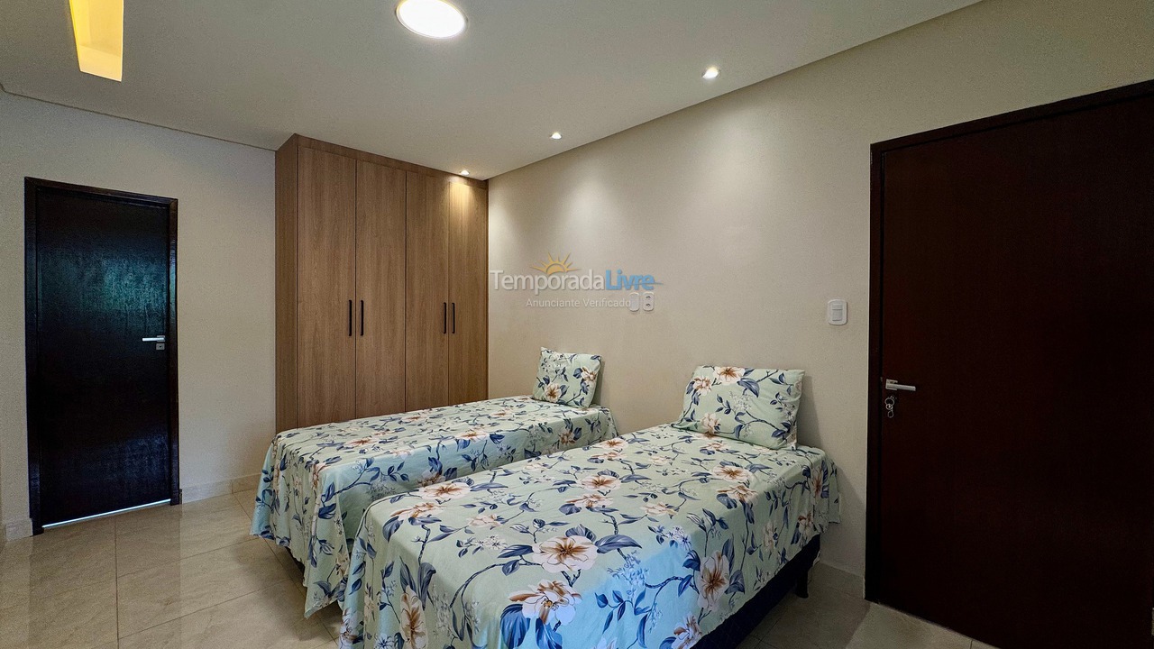 Casa para aluguel de temporada em Aracaju (Atalaia)