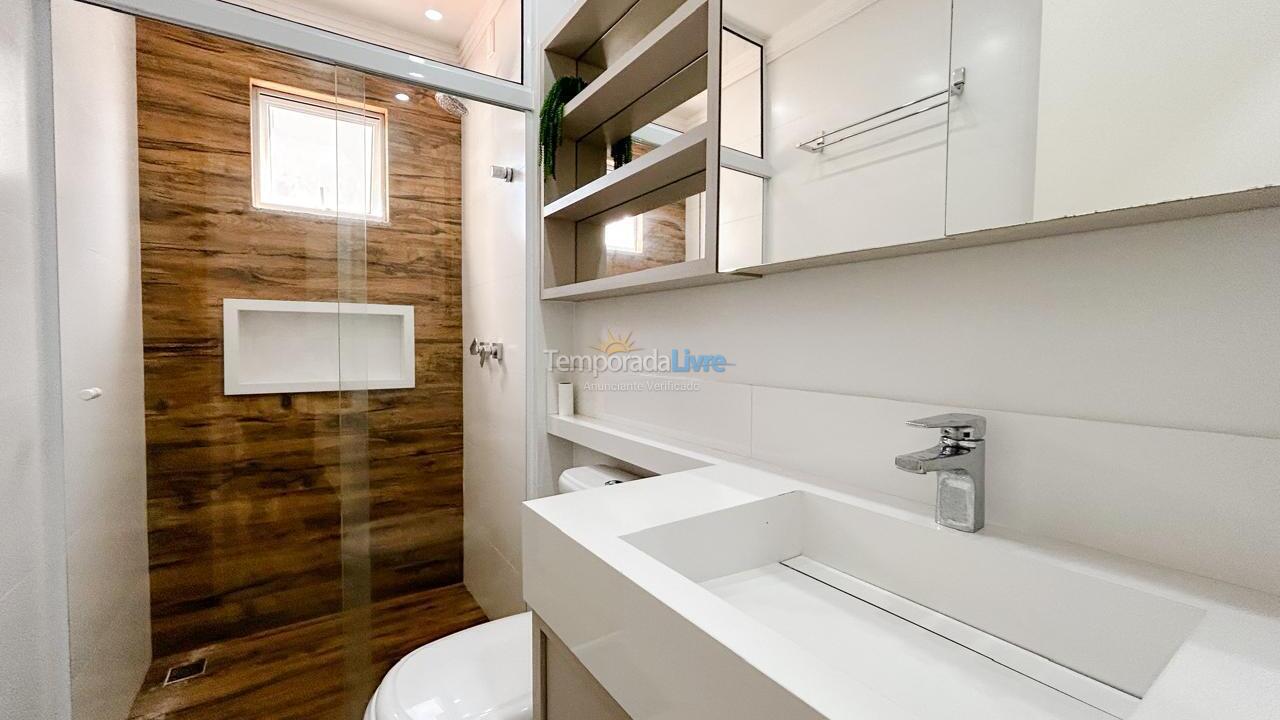 Apartment for vacation rental in Bombinhas (Mariscal)