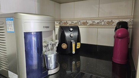 Casa Familiar com Piscina em Zimbros