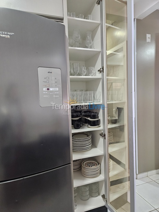 Casa para aluguel de temporada em Bombinhas (Praia de Zimbros)