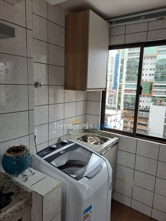 Apartamento para aluguel de temporada em Itapema (Meia Praia)