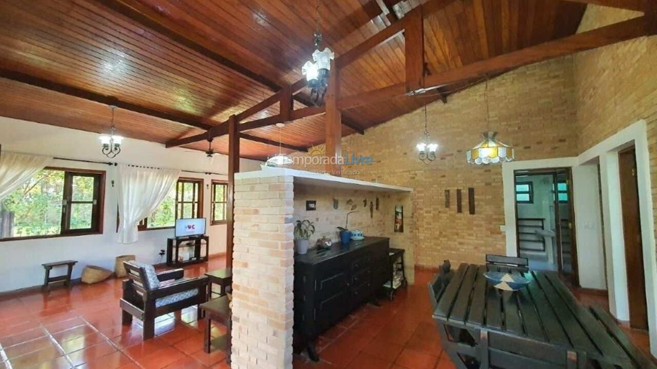 Casa para aluguel de temporada em Ubatuba (Itamambuca)