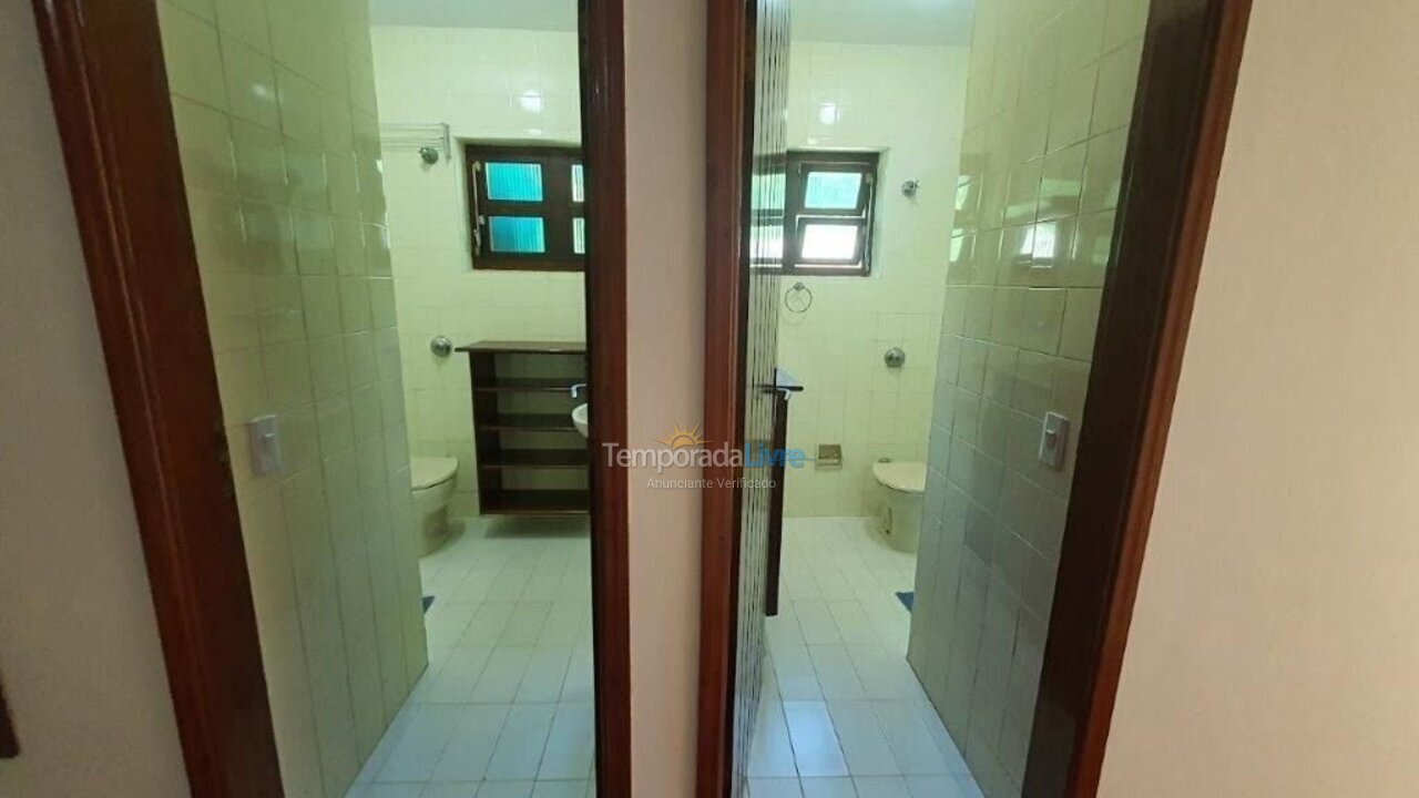 Casa para aluguel de temporada em Ubatuba (Itamambuca)