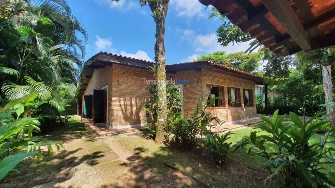 Casa para aluguel de temporada em Ubatuba (Itamambuca)