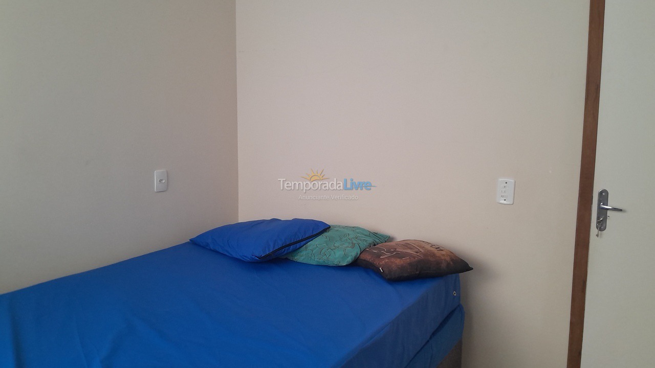 Casa para aluguel de temporada em Itapoá (Barra do Saí)