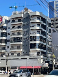 ÓTIMO APARTAMENTO 3 DORMITÓRIOS FRENTE A AV. (47)996087741 WHATS