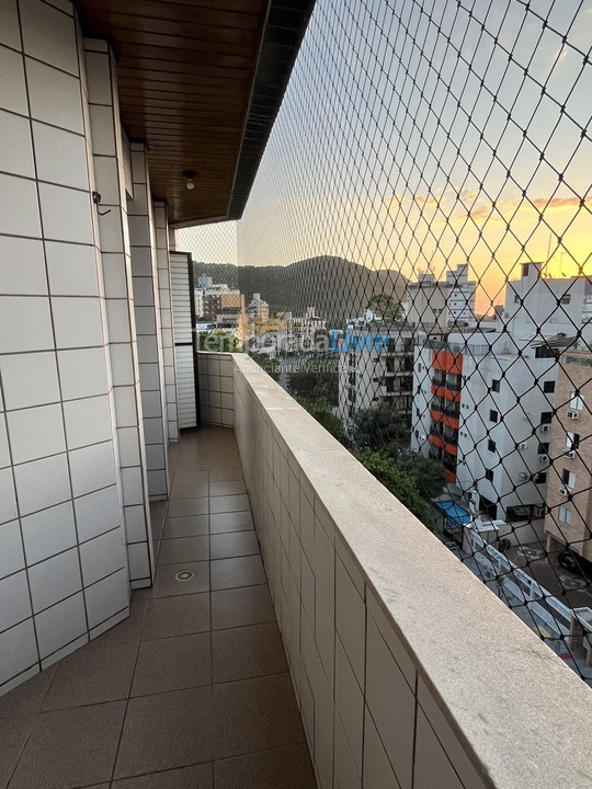 Apartment for vacation rental in Guarujá (Astúrias)
