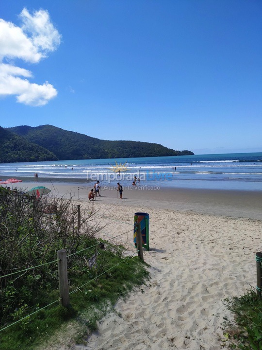 Casa para aluguel de temporada em Ubatuba (Lagoinha)