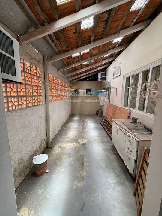 Casa para aluguel de temporada em São Francisco do Sul (Enseada)