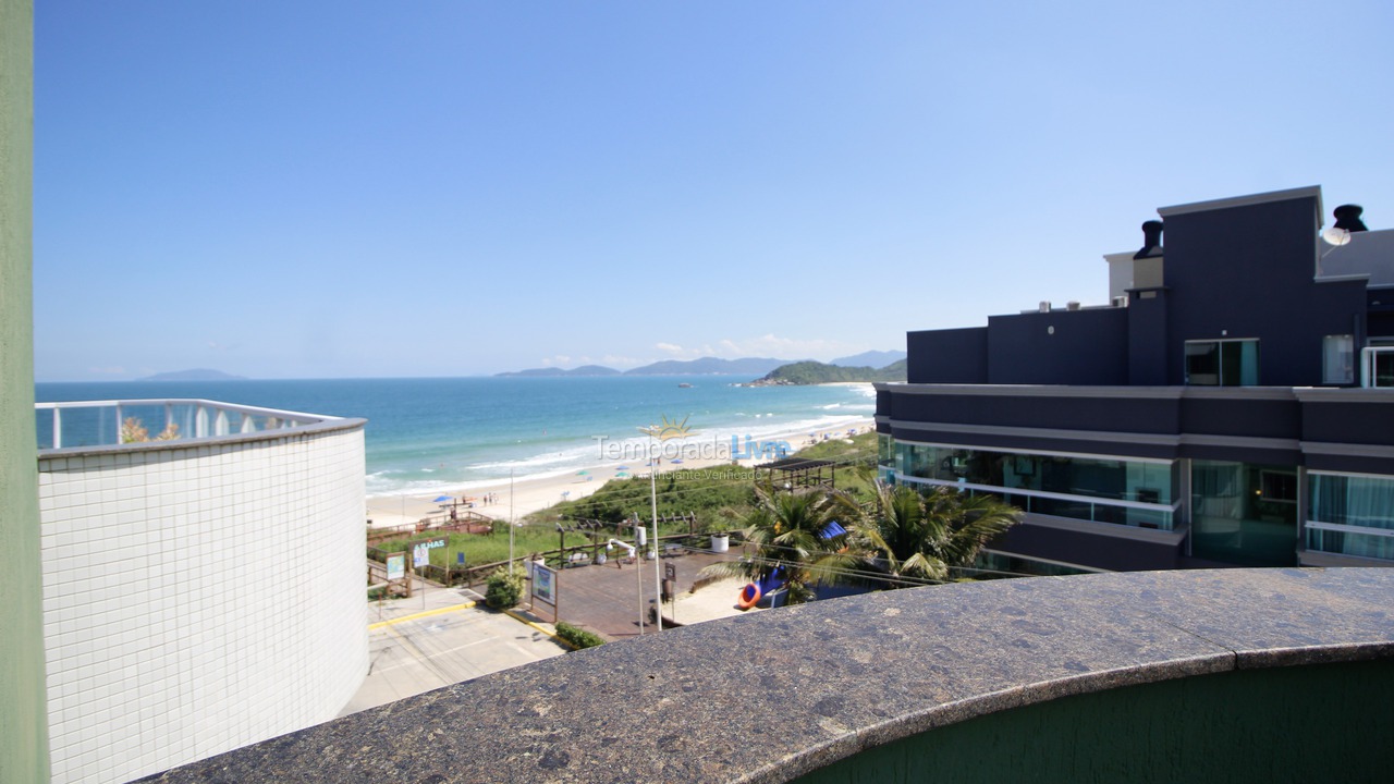 Apartment for vacation rental in Bombinhas (Praia de Quatro Ilhas)