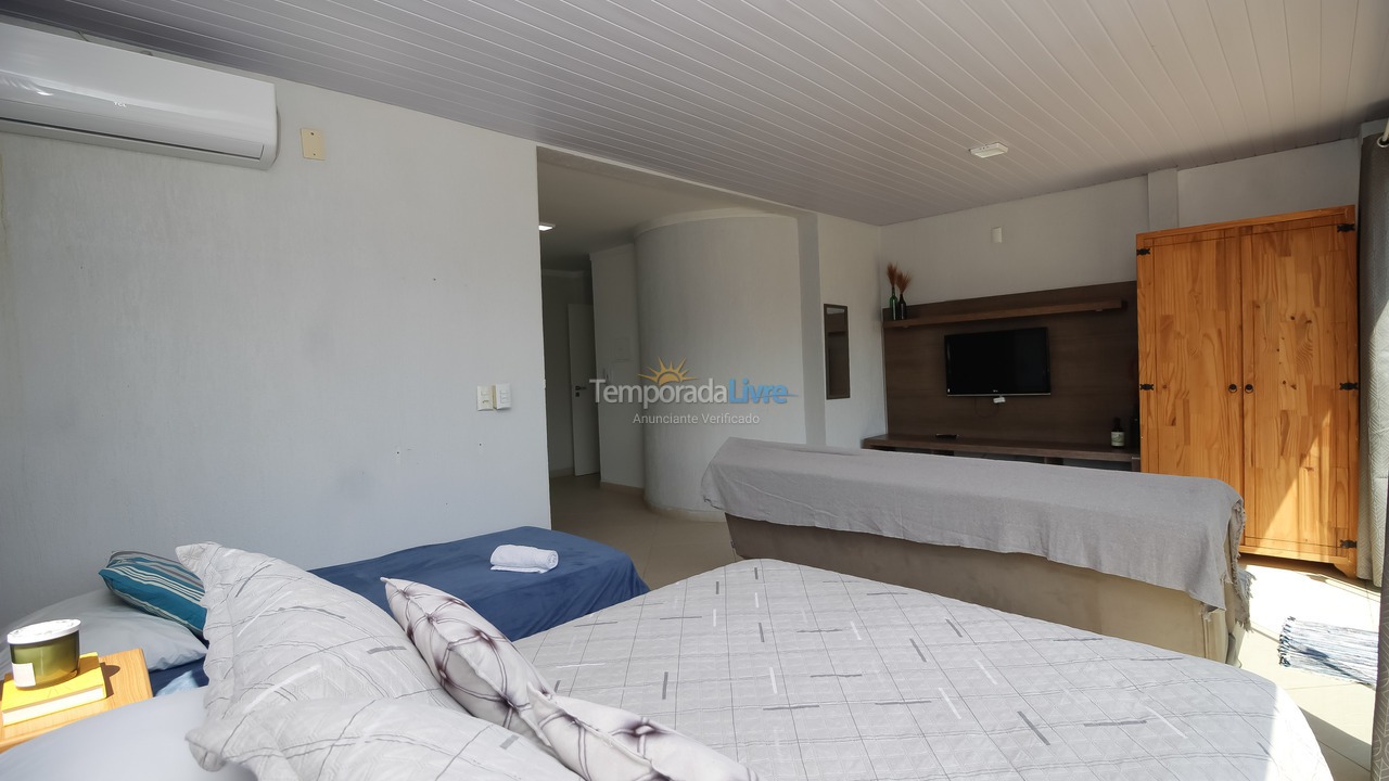 Apartment for vacation rental in Bombinhas (Praia de Quatro Ilhas)