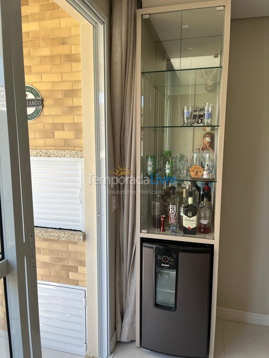 Apartamento para alquiler de vacaciones em Governador Celso Ramos (Praia de Palmas)