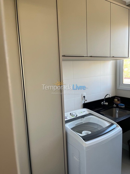 Apartamento para alquiler de vacaciones em Governador Celso Ramos (Praia de Palmas)