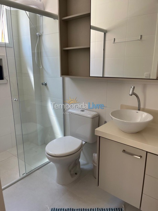 Apartamento para alquiler de vacaciones em Governador Celso Ramos (Praia de Palmas)