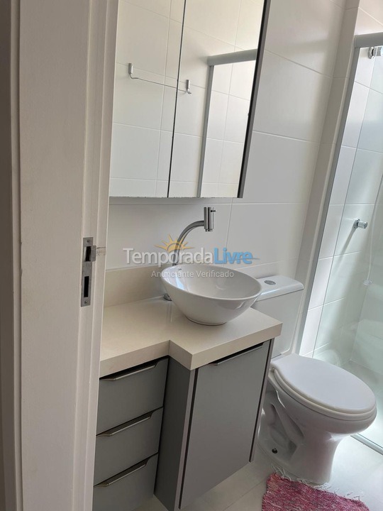 Apartamento para alquiler de vacaciones em Governador Celso Ramos (Praia de Palmas)