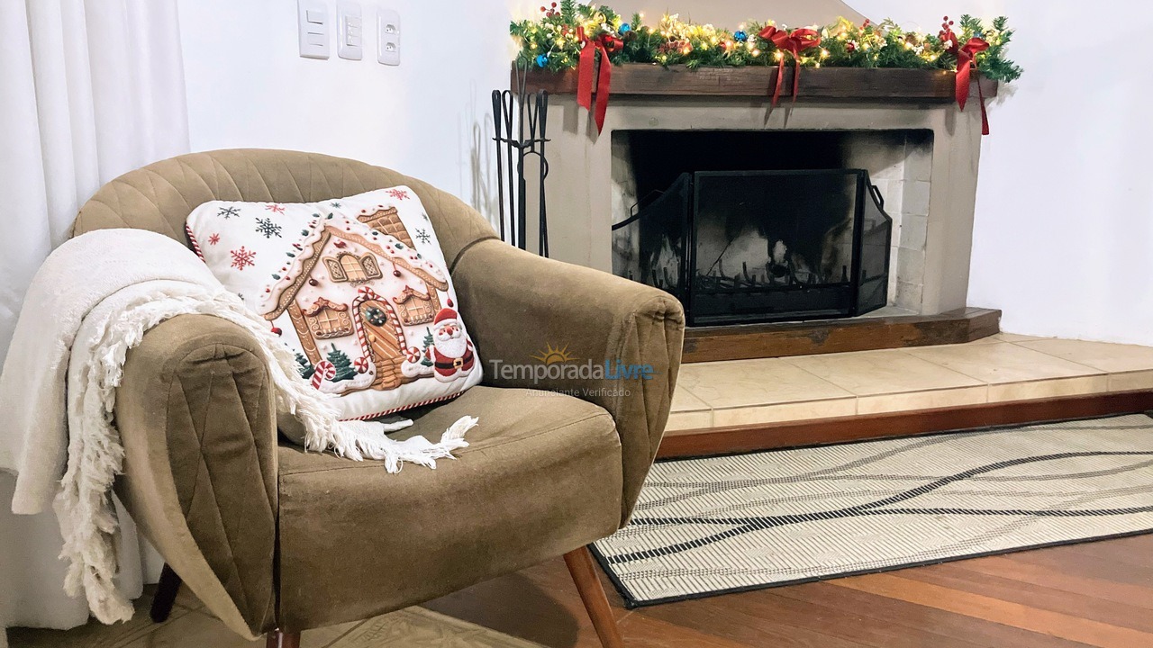 Casa para aluguel de temporada em Palhoça (Guarda do Embaú)