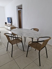 Apartamento amplo, vista mar