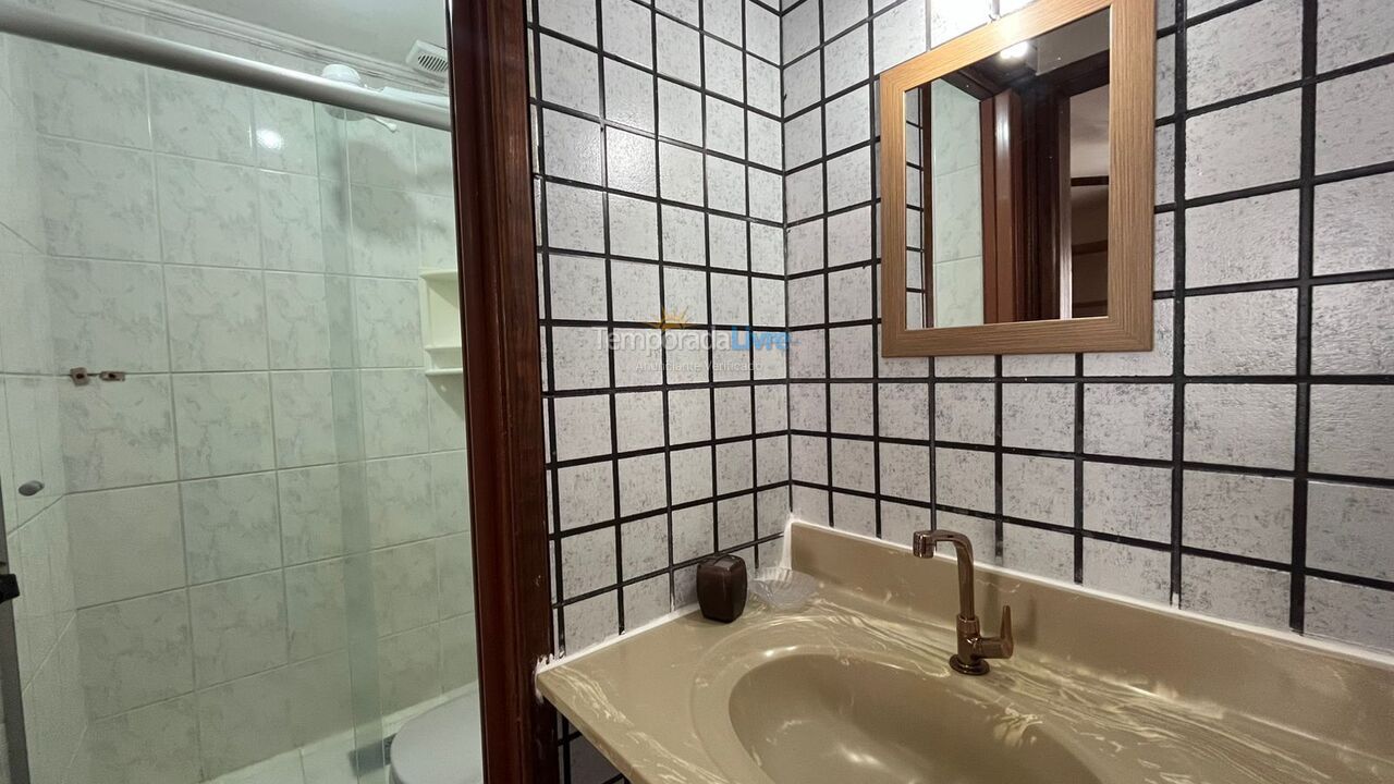 Apartamento para aluguel de temporada em Ubatuba (Praia Grande)