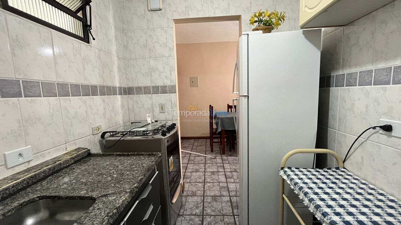 Apartamento para aluguel de temporada em Ubatuba (Praia Grande)