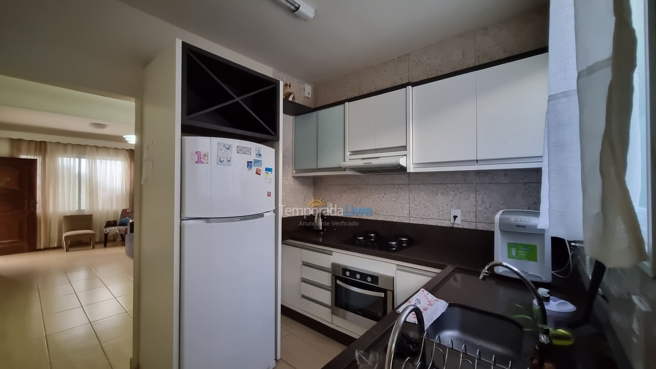 Casa para aluguel de temporada em Florianopolis (Canasvieiras)