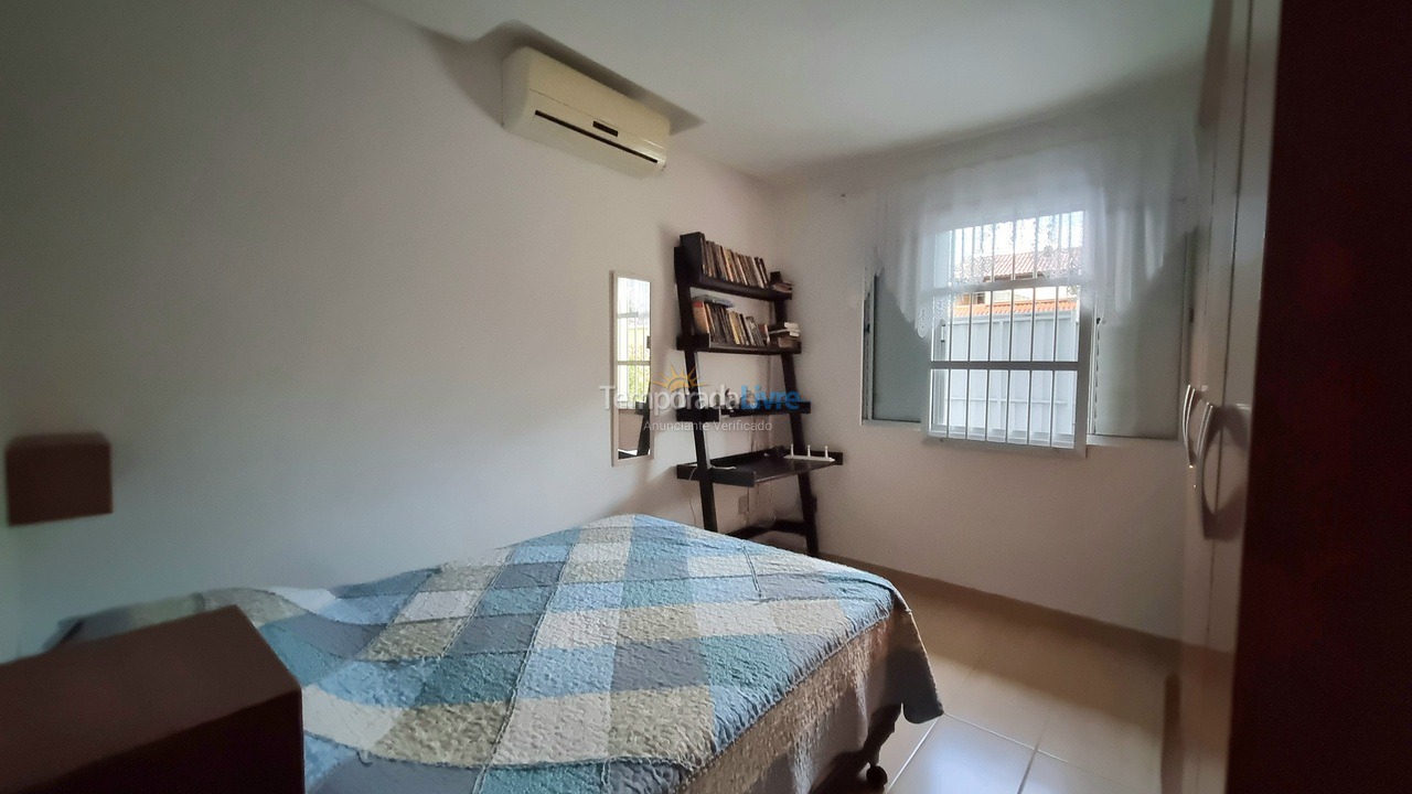 Casa para aluguel de temporada em Florianopolis (Canasvieiras)