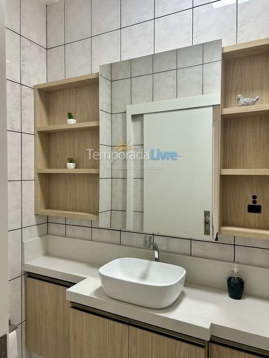 Apartamento para aluguel de temporada em Florianopolis (Praia dos Ingleses)