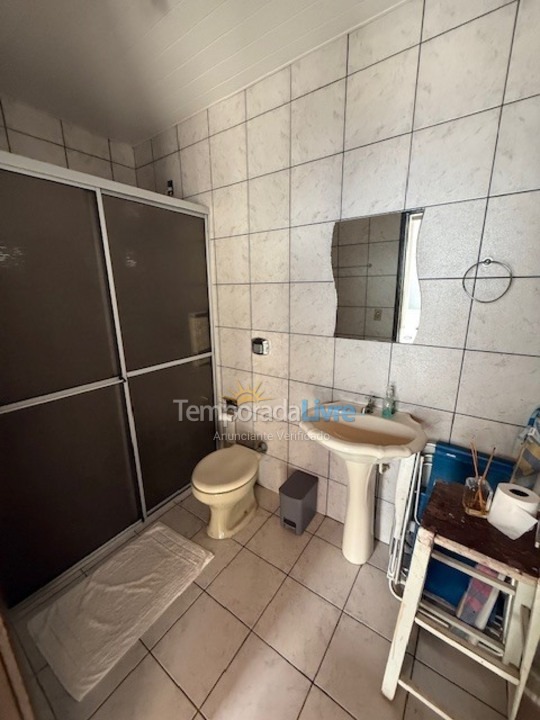 Casa para aluguel de temporada em São Francisco do Sul (Enseada)