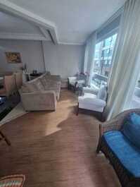 Excellent 3-suite apartment with terrace and double garage space.