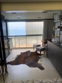 Apartamento totalmente amueblado a 20 metros de la playa / 3 habitaciones / Mejor playa de Palmas