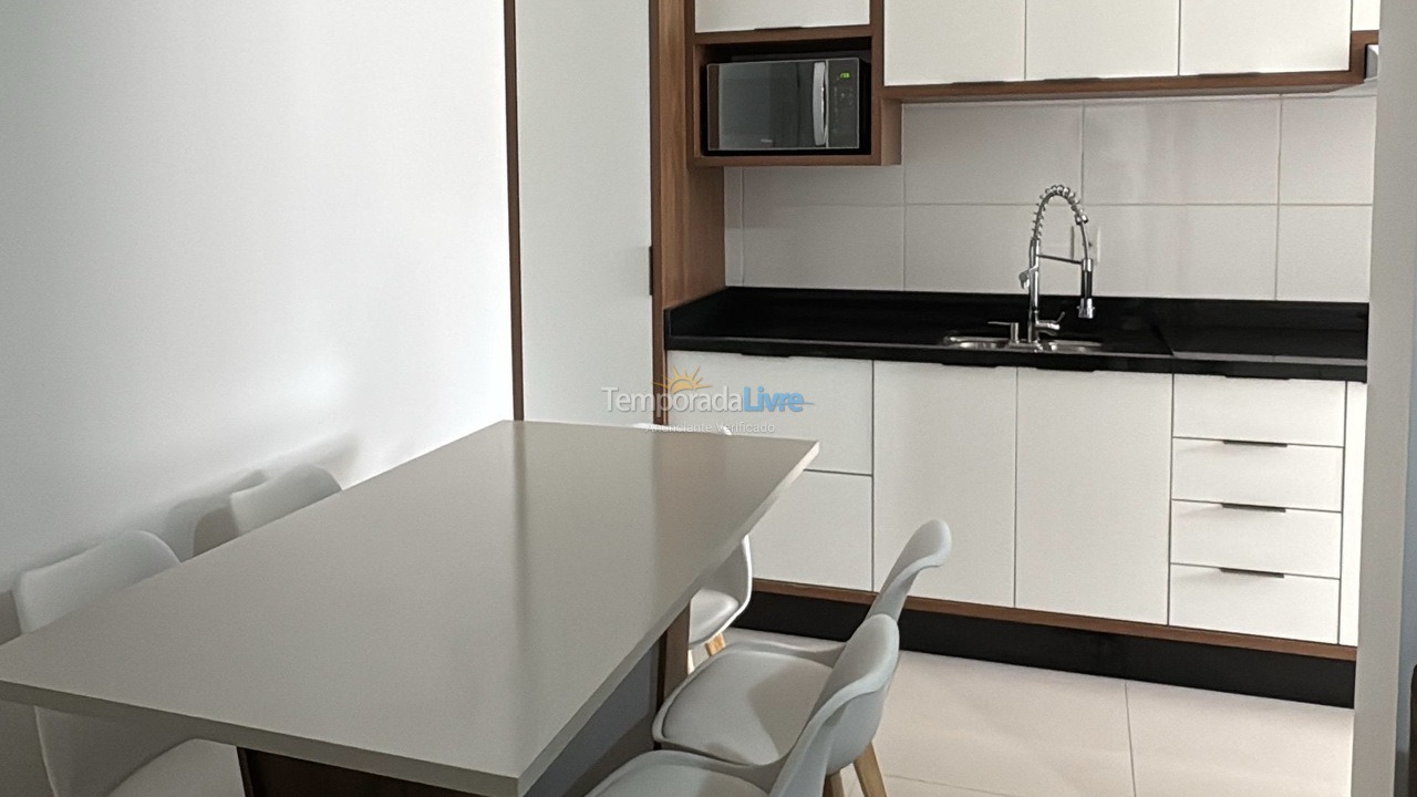 Apartamento para aluguel de temporada em Florianopolis (Praia dos Ingleses)